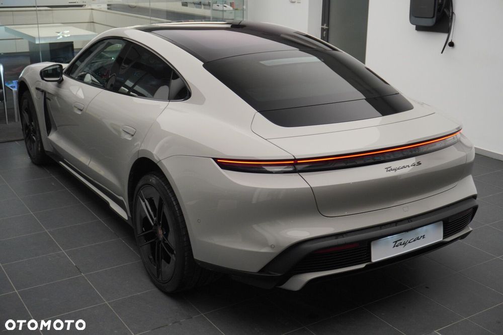 Porsche Taycan 105kWh 4S Performance Plus - 14