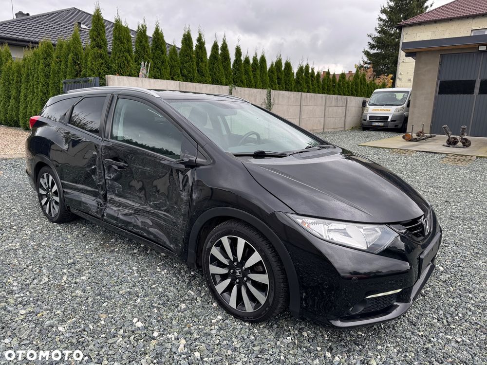 Honda Civic 1.6 i-DTEC Comfort Black Edition - 3