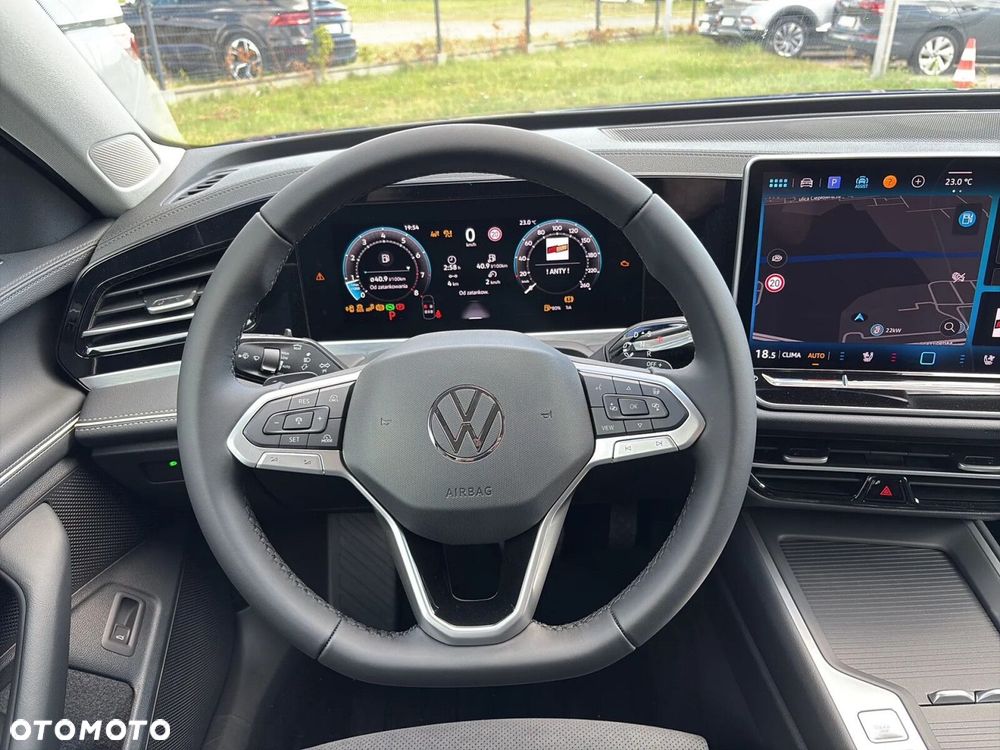 Volkswagen Passat Variant 2.0 TSI Business Plus DSG - 17