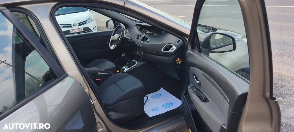 Renault Scenic TCe 130 Dynamique - 6