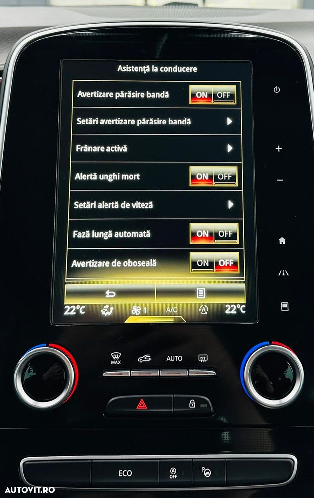 Renault Scenic ENERGY TCe 130 INTENS - 27