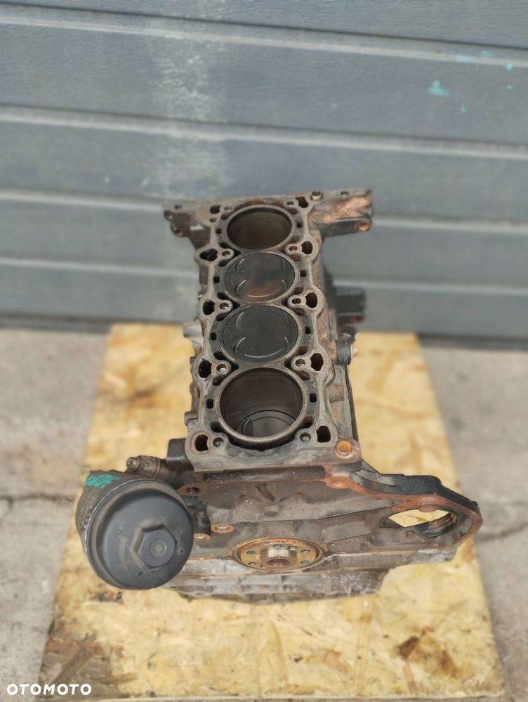 BLOK SILNIKA DÓŁ B12XER OPEL CORSA E 1.2 16V - 7