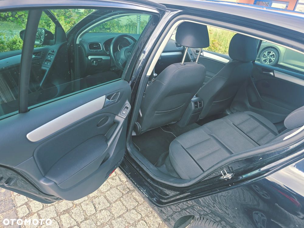 Volkswagen Golf 2.0 TDI DPF 4Motion MATCH - 12
