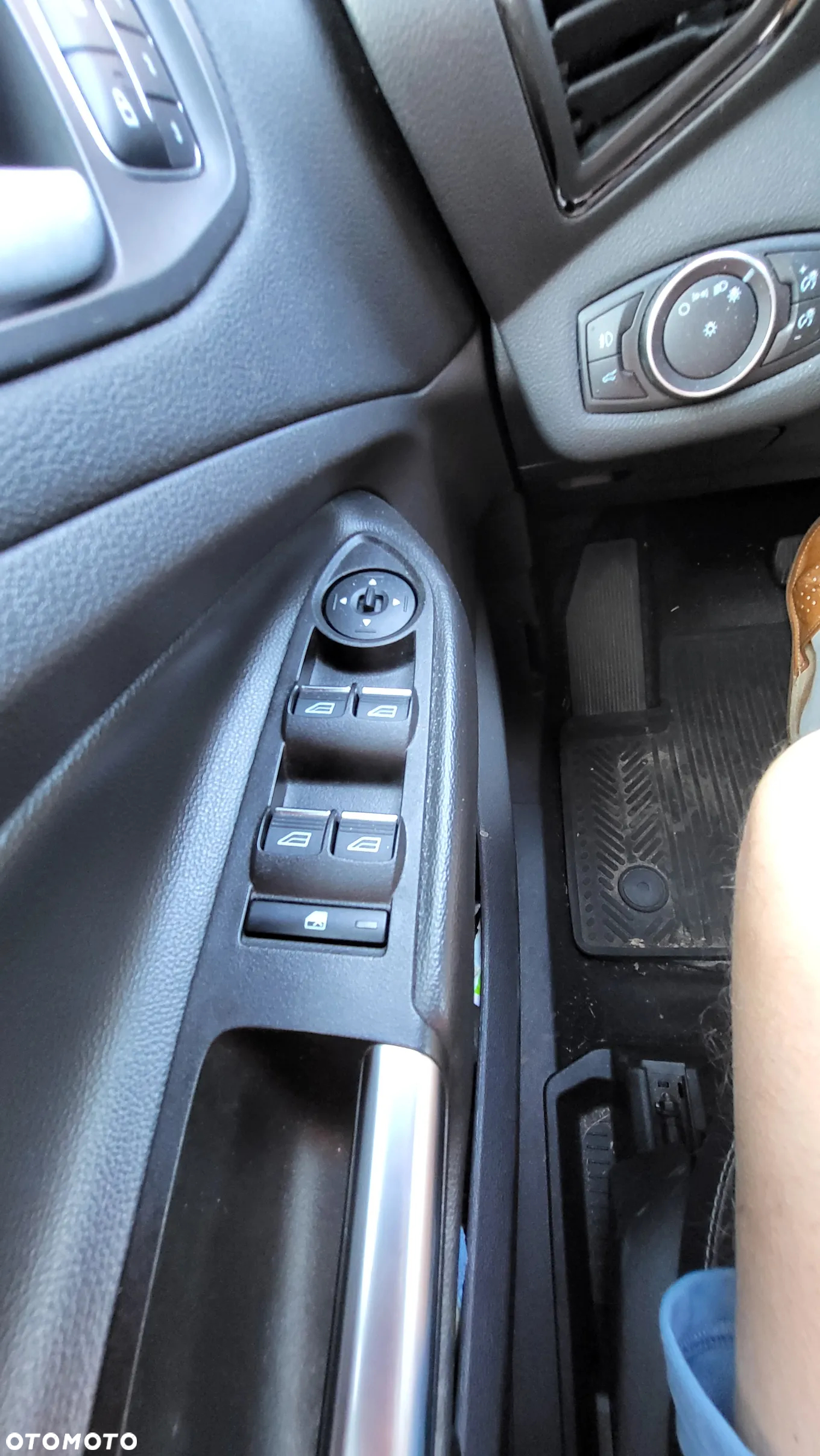 Ford Escape 1.5 EcoBoost AWD SE - 11