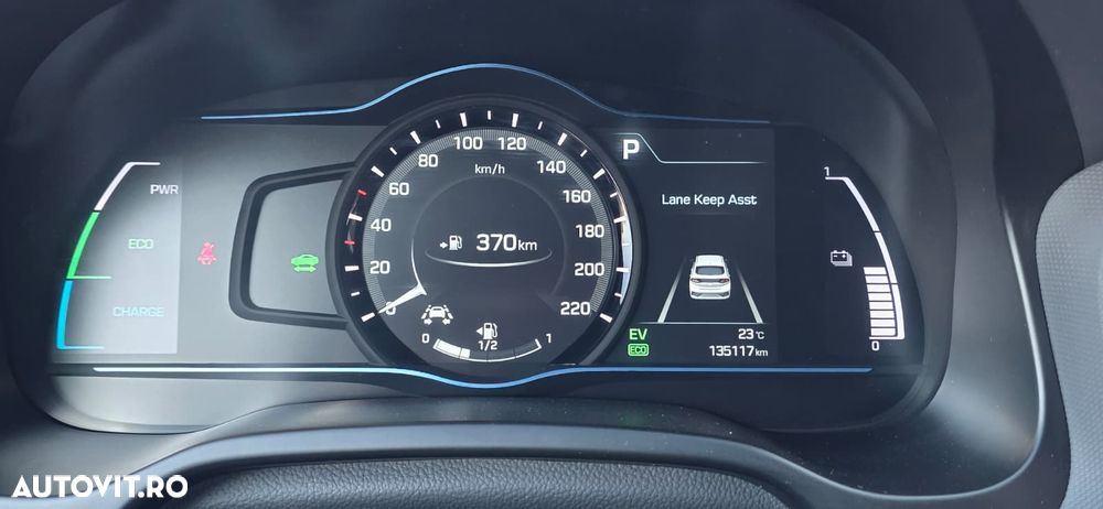 Hyundai IONIQ - 17