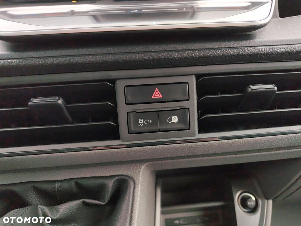 Volkswagen Crafter 35 Furgon, 2,0 TDI SCR 177KM,  6-bieg man., r.o: 4490 mm - 26