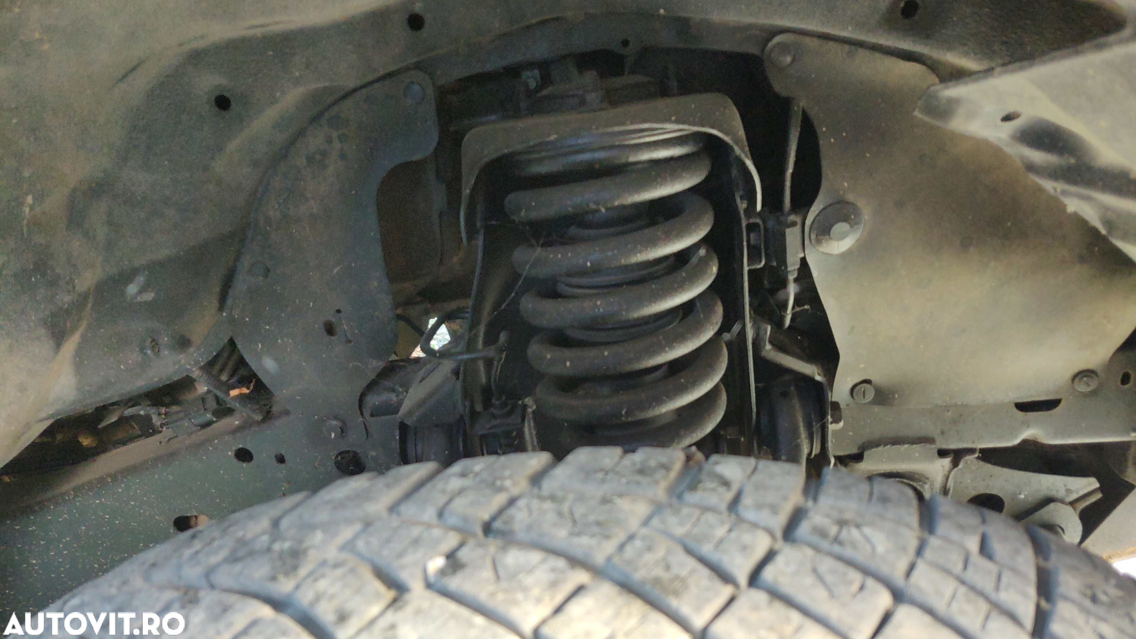 Mitsubishi L 200 - 14