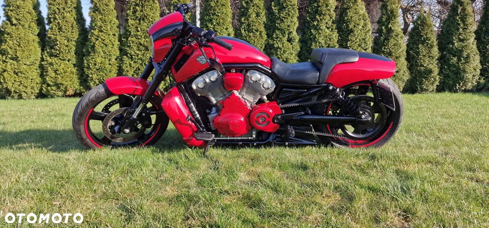 Harley-Davidson V-Rod Muscle - 2