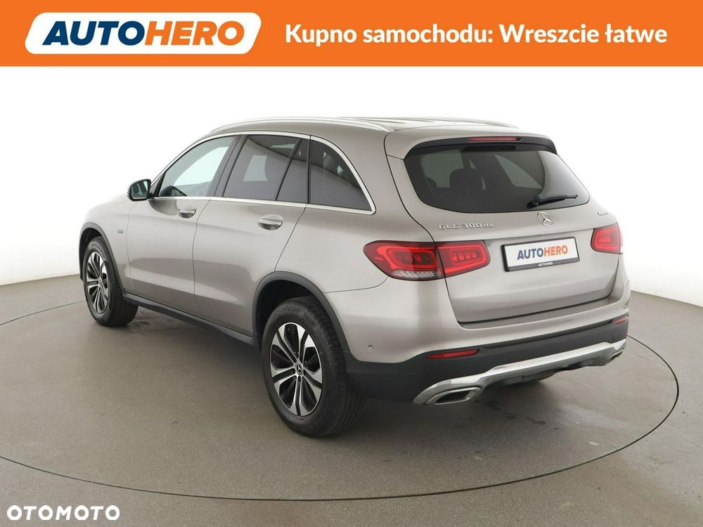 Mercedes-Benz GLC 300 de 4Matic 9G-TRONIC - 5
