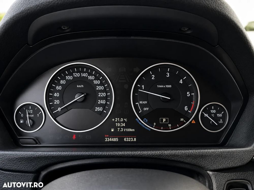 BMW Seria 3 320d Aut. - 4