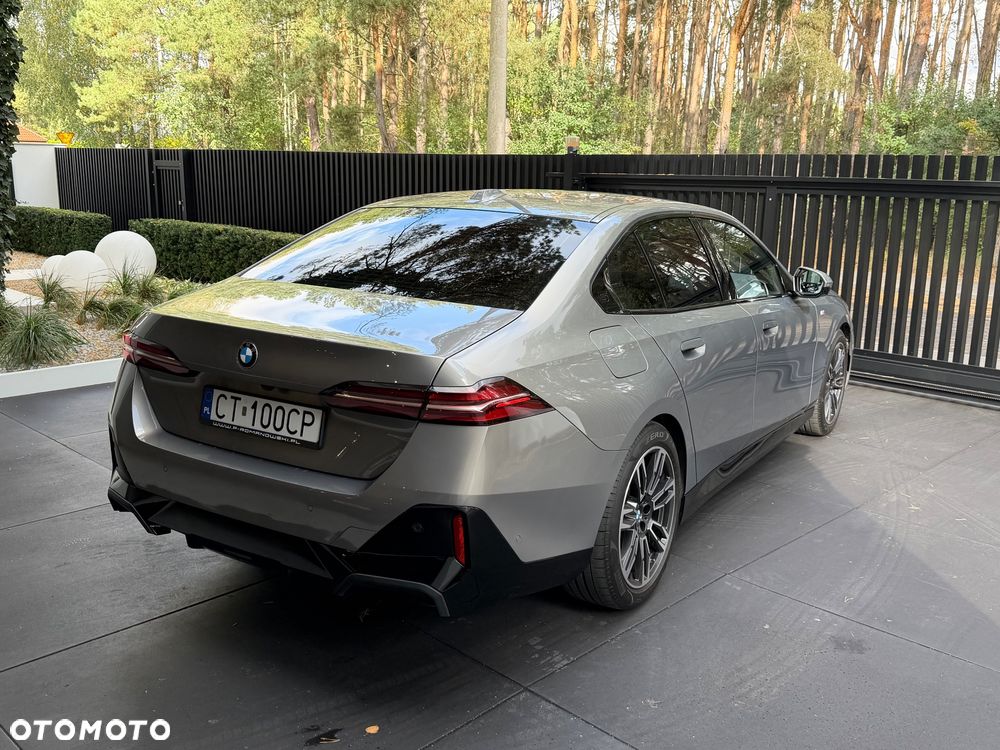 BMW Seria 5 520d mHEV M Sport - 10