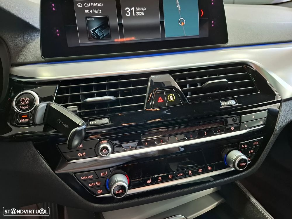 BMW 520 d Aut. Luxury Line - 15