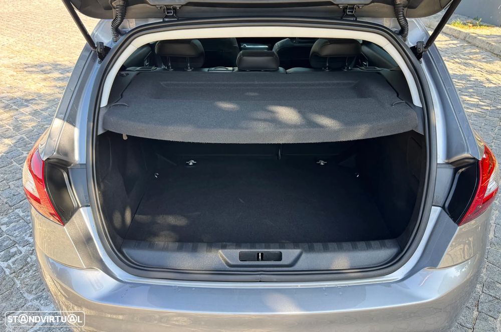 Peugeot 308 1.2 PureTech Allure Full LED - 8