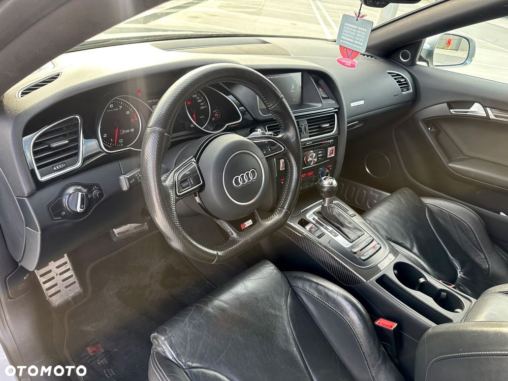 Audi RS5 Standard - 11