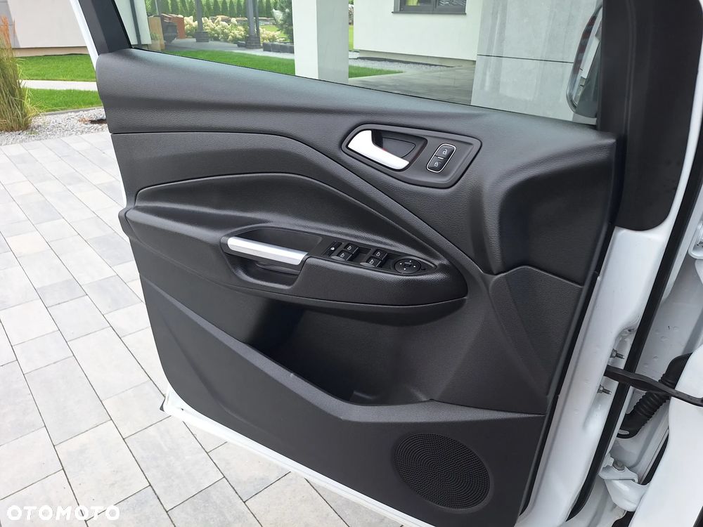 Ford Kuga 2.0 TDCi 4x4 Business Edition - 12