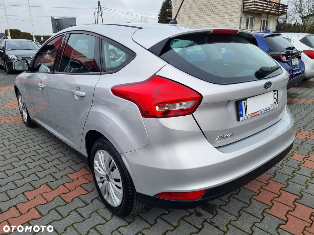 Ford Focus 1.5 TDCi Trend - 6