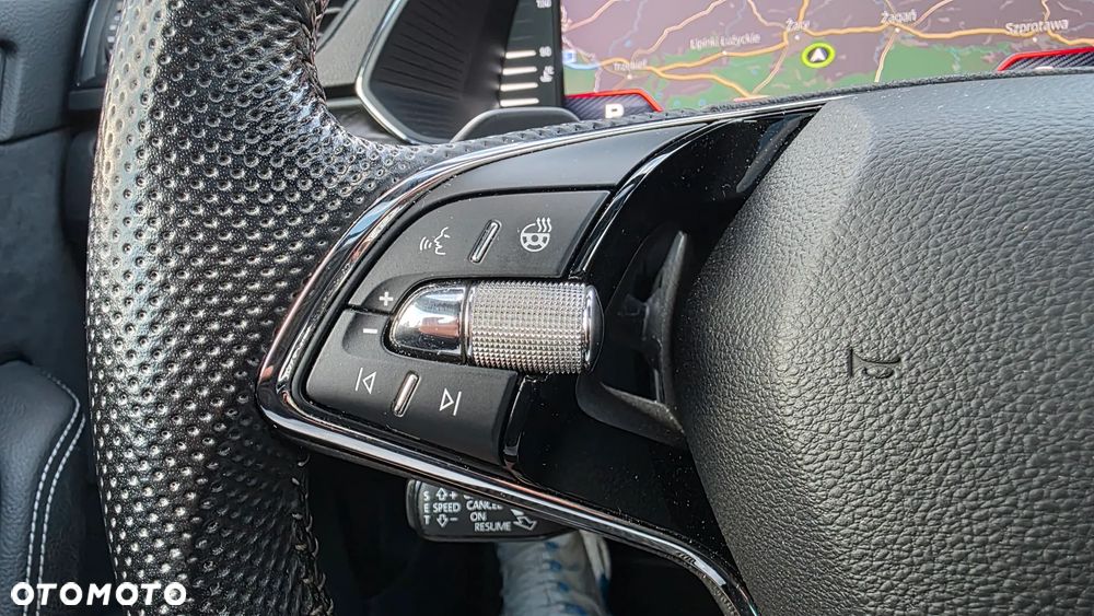 Skoda Superb 2.0 TDI Sportline DSG - 33