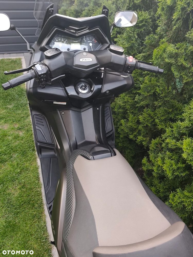 Yamaha Tmax - 7