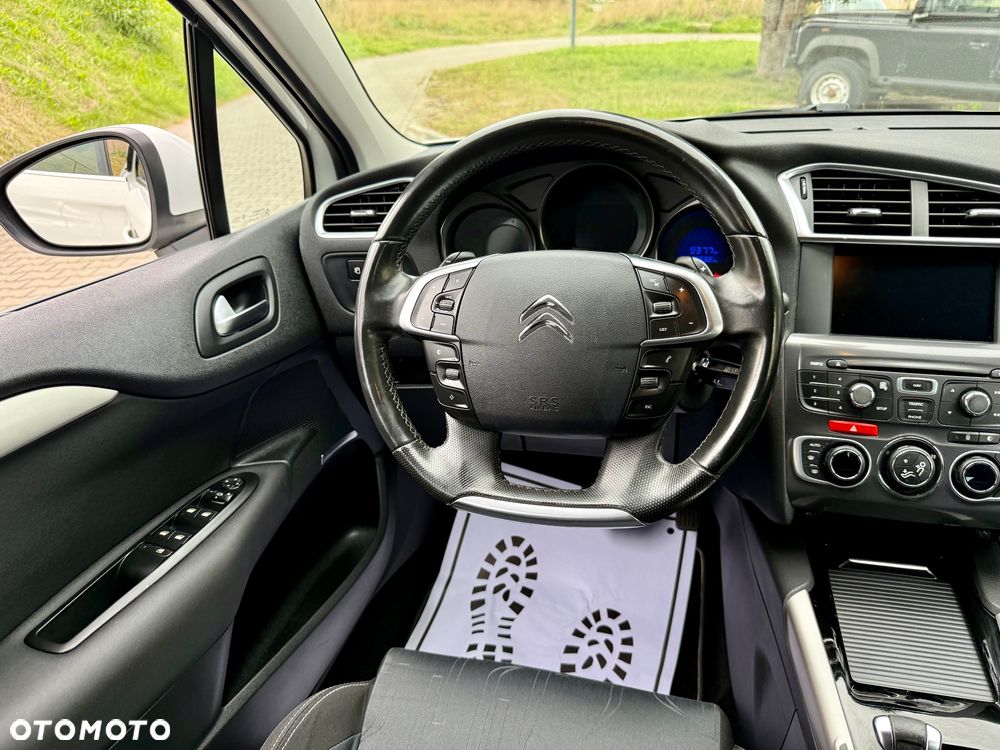 Citroën C4 e-HDi 110 EGS6 Stop/Start System Exclusive - 16