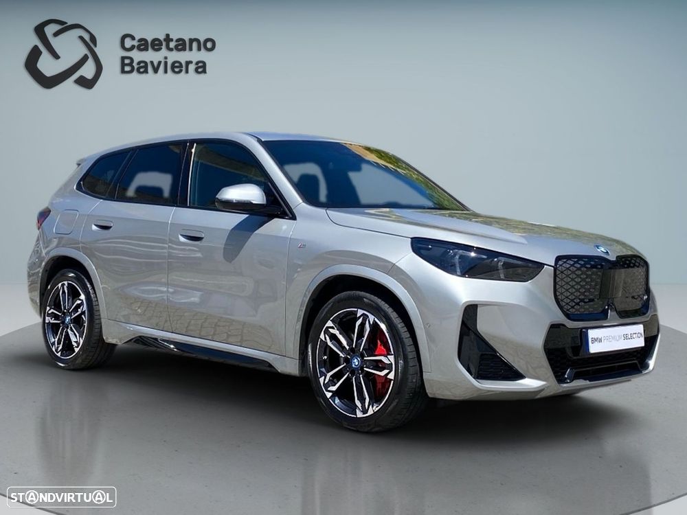 BMW iX1 eDrive20 Pack Desportivo M Pro - 23