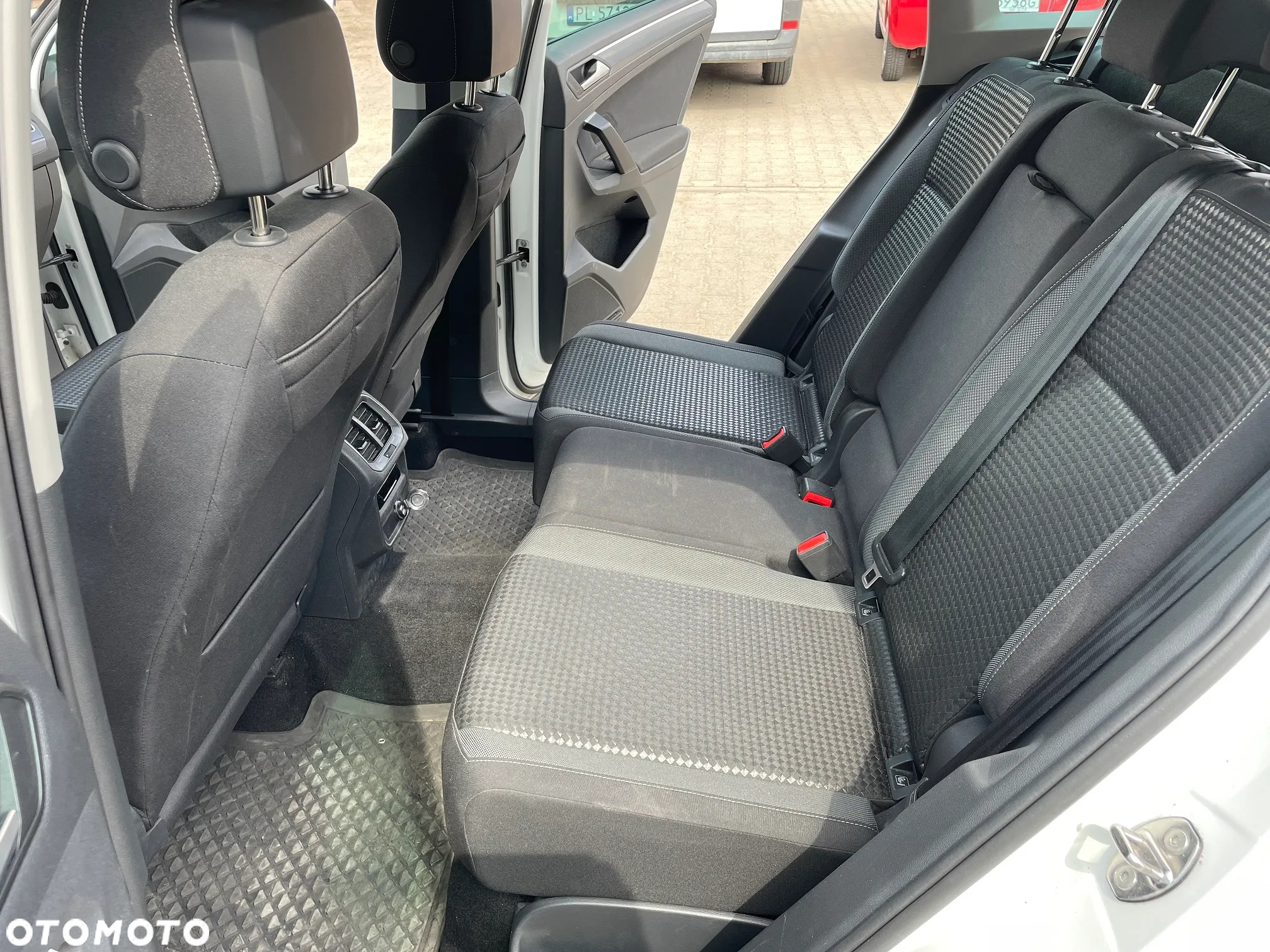 Volkswagen Tiguan - 14