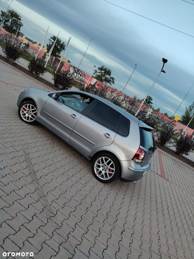 Volkswagen Polo - 13
