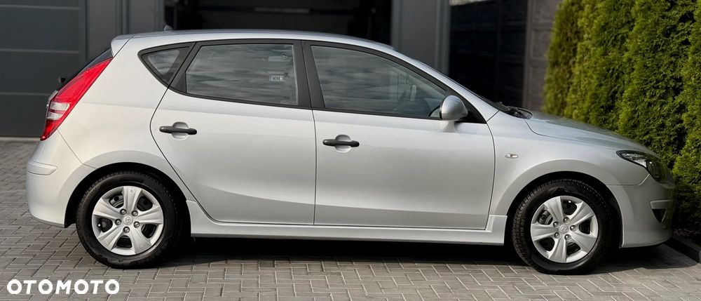 Hyundai i30 1.4 Blue Classic - 4