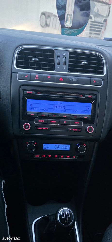 Volkswagen Polo 1.6 TDI Trendline - 11