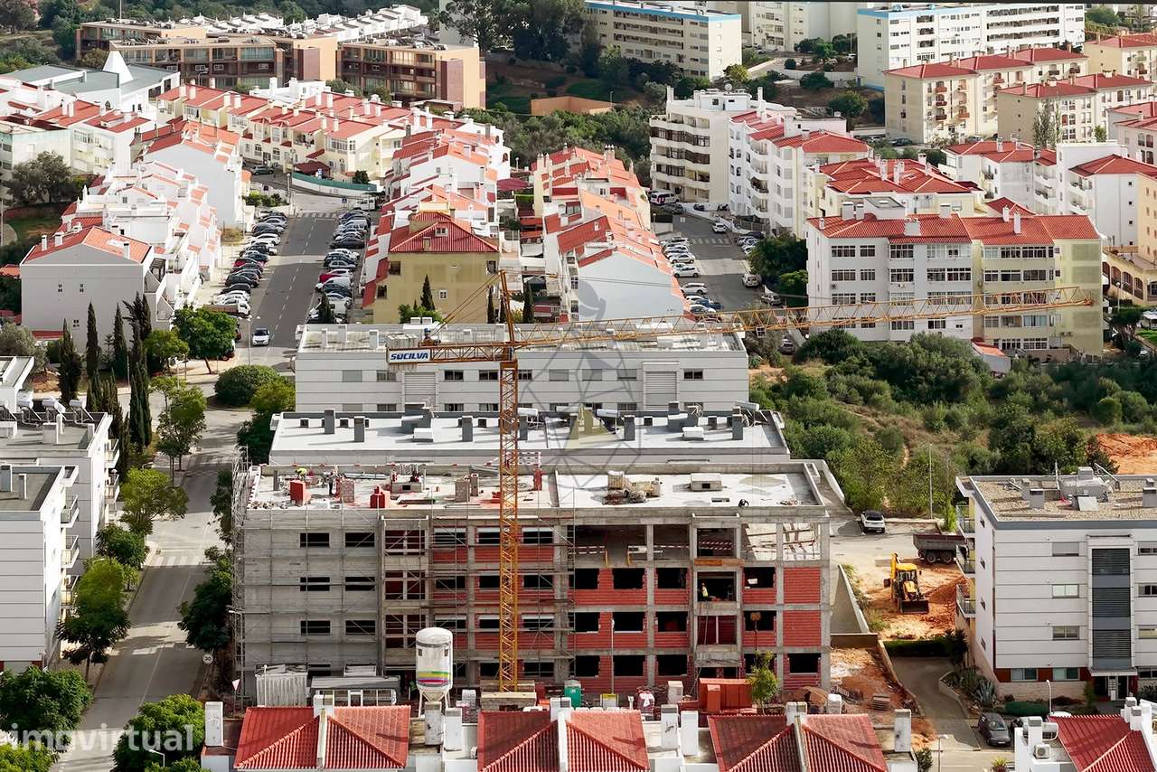 Apartamentos T2 e T3 com estacionamento Novos para venda em Portimão - Grande imagem: 2/24