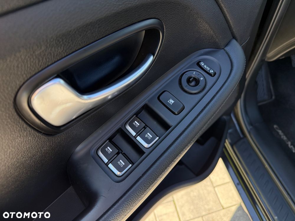 Kia Carens 1.7 CRDi L - 13