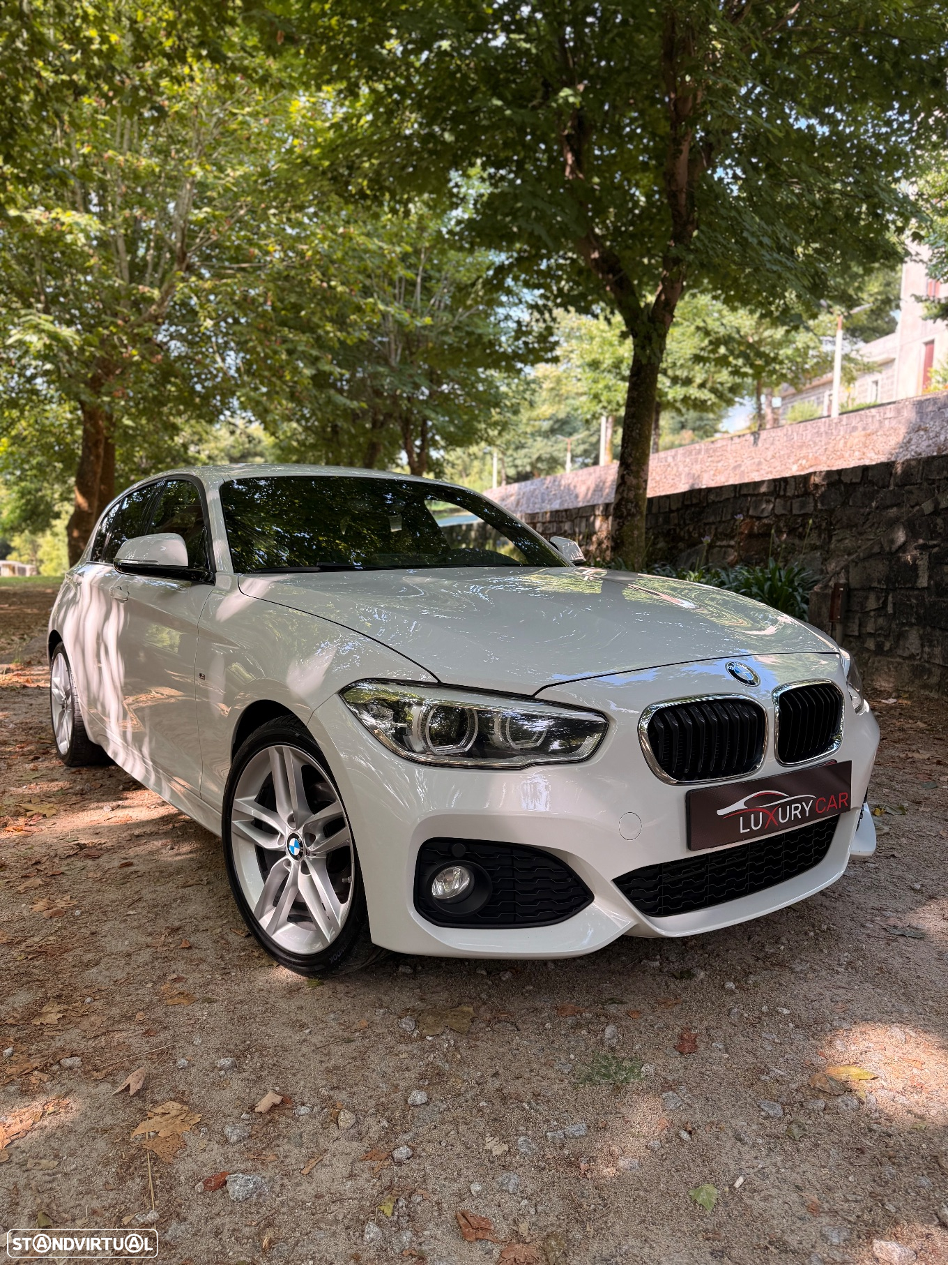 BMW 118 i Pack M - 4