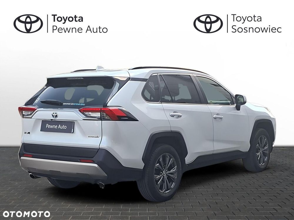 Toyota RAV4 - 6