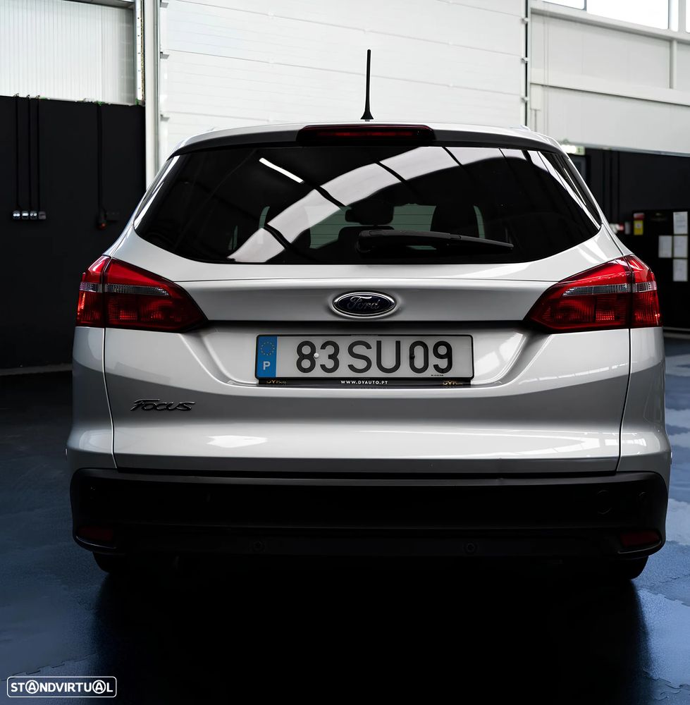 Ford Focus SW 1.5 TDCi Titanium - 10