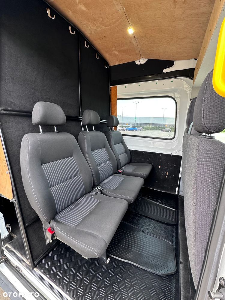 Ford Transit - 19