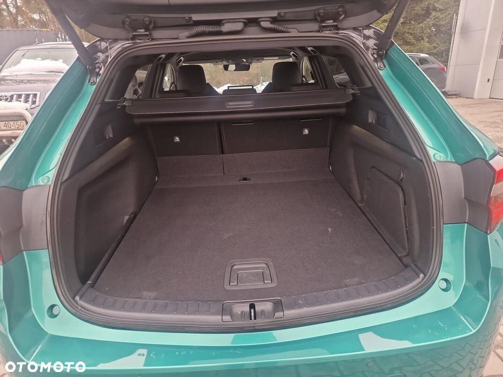 Toyota Corolla 2.0 Hybrid GR Sport Dynamic - 12