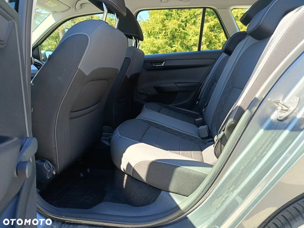 Skoda Fabia 1.0 TSI Ambition - 17