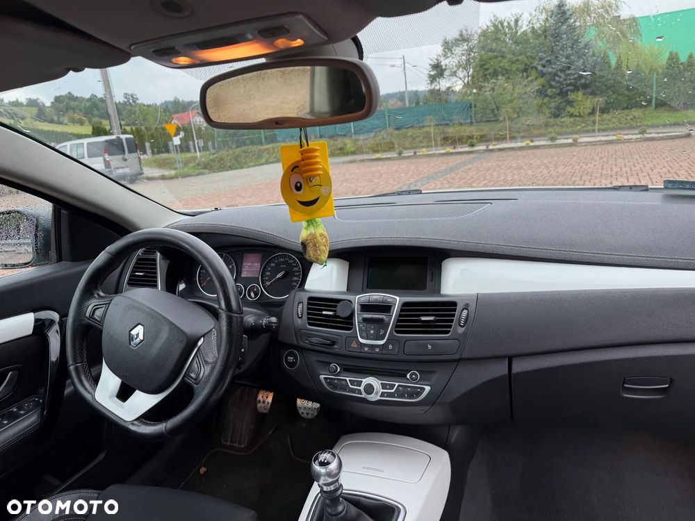 Renault Laguna 2.0 dCi Limited - 10