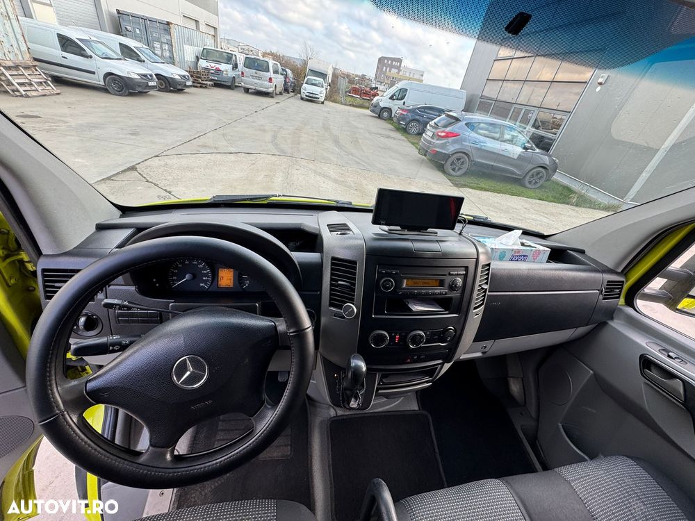 Mercedes-Benz Sprinter - 6