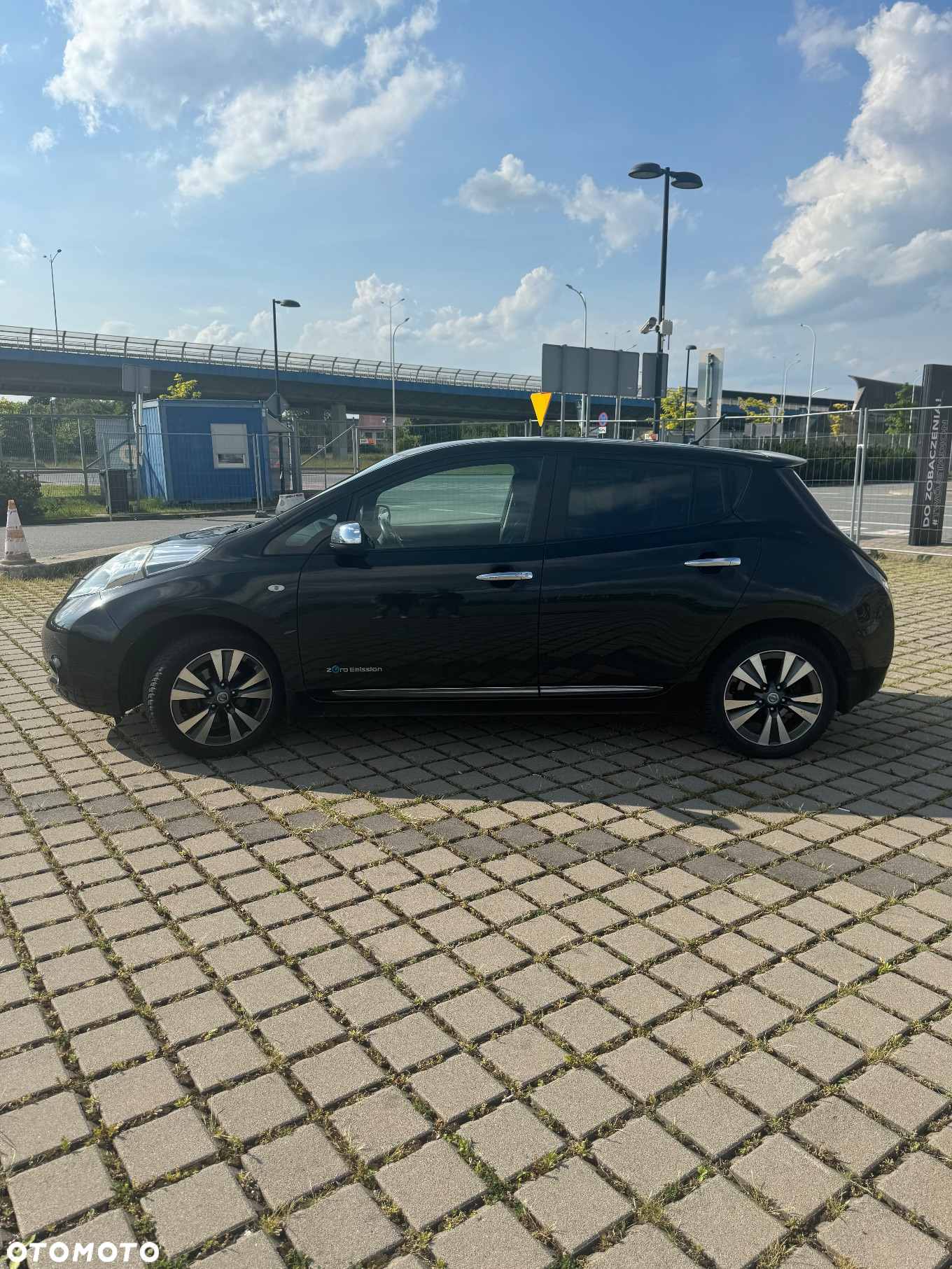 Nissan Leaf - 2