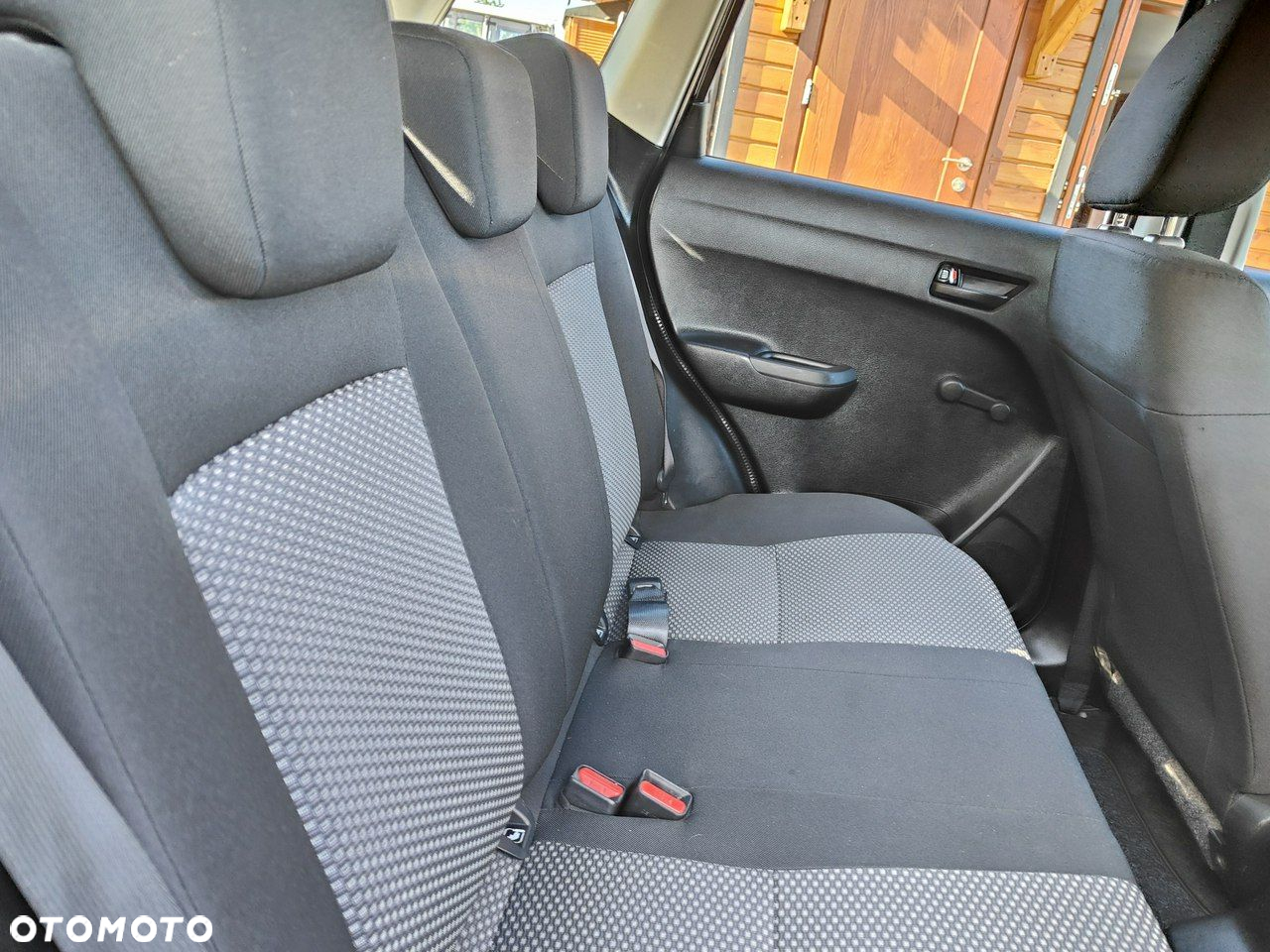 Suzuki Vitara 1.6 Comfort 2WD - 22