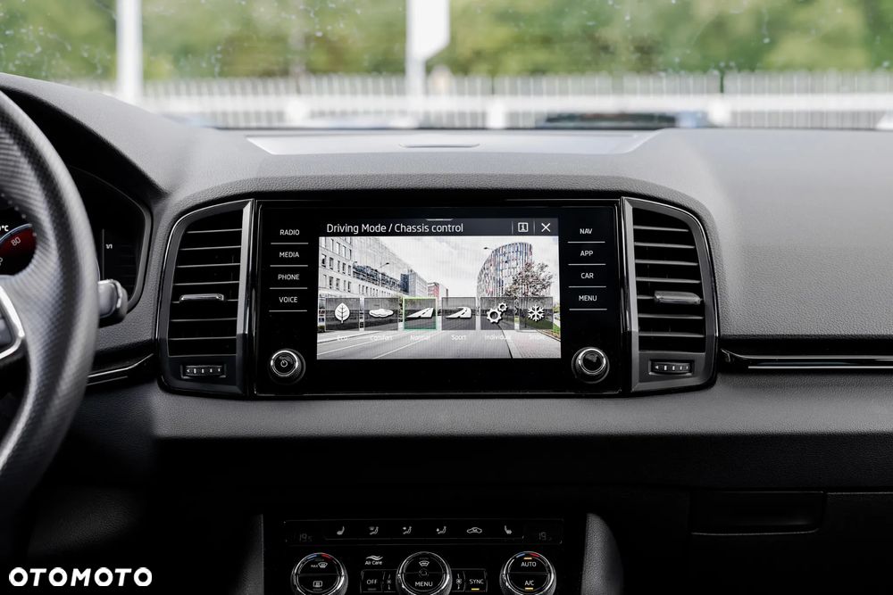 Skoda Karoq 2.0 TDI SCR 4x4 Sportline DSG - 19