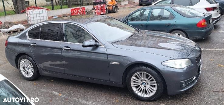 BMW Seria 5 520d xDrive AT - 5