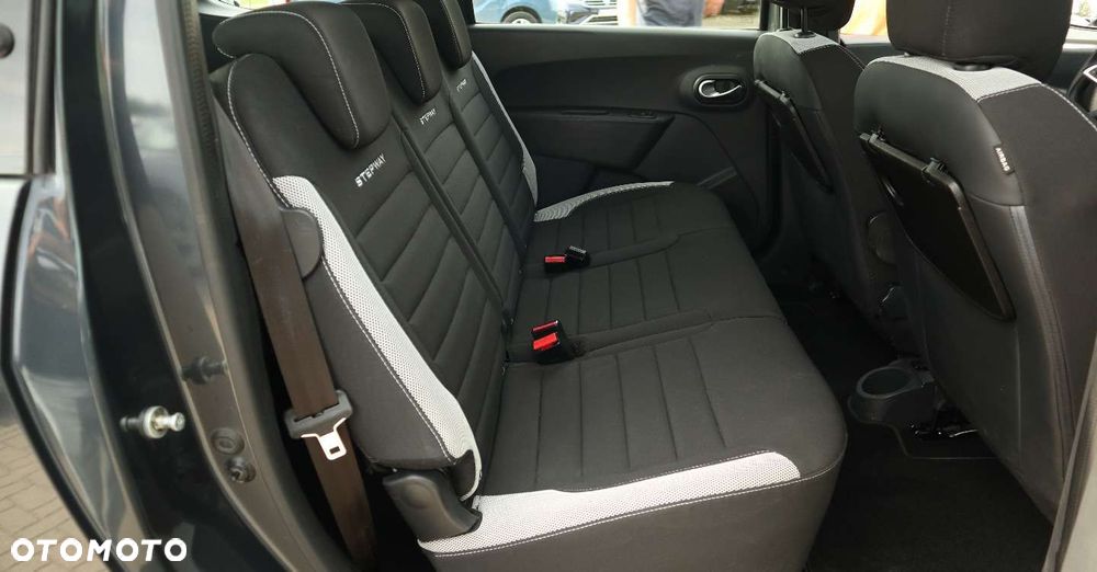 Dacia Lodgy Blue dCi 115 (7-Sitzer) Stepway - 16