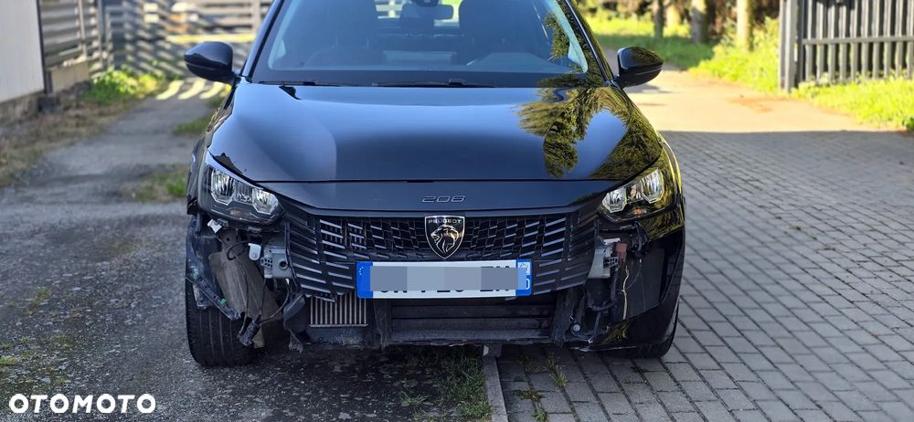 Peugeot 208 - 6