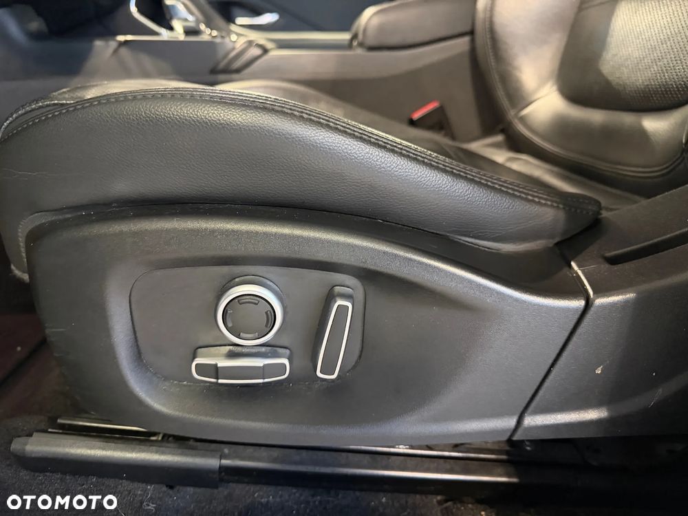 Jaguar E-Pace 2.0 i4P AWD - 13