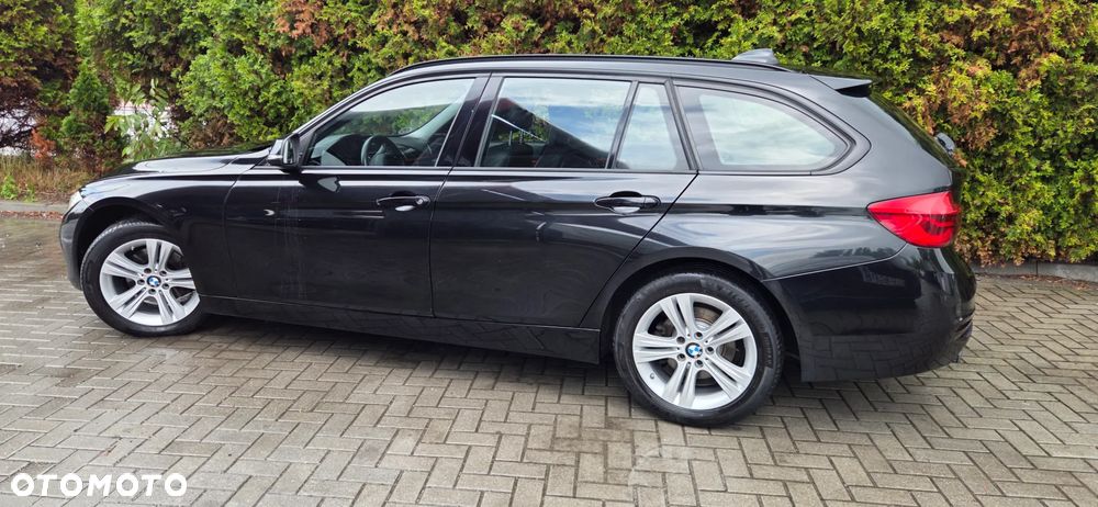 BMW Seria 3 320d Edition Luxury Line Purity - 9