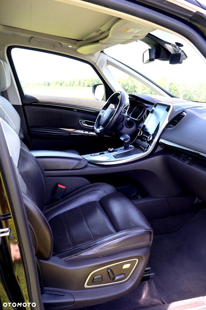 Renault Espace 1.6 dCi Energy Initiale Paris EDC 7os - 9
