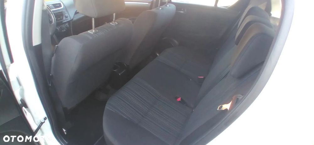Suzuki Swift 1.2 Comfort - 24