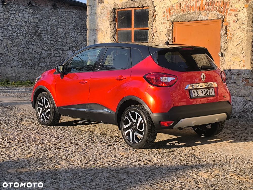 Renault Captur 0.9 Energy TCe Helly Hansen - 11