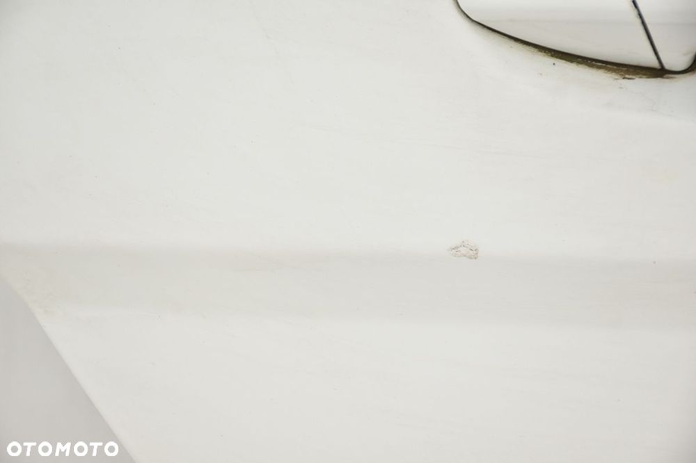 drzwi tylne tył prawe mercedes c w204 sedan - 6